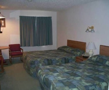 Woodland Inn & Suites Medford Extérieur photo