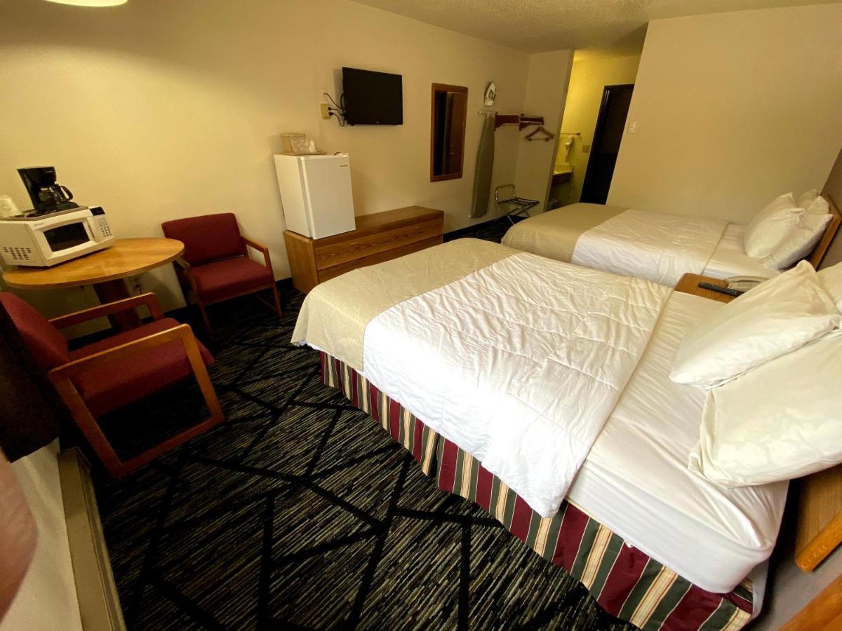 Woodland Inn & Suites Medford Extérieur photo