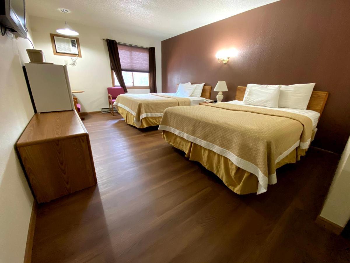 Woodland Inn & Suites Medford Extérieur photo
