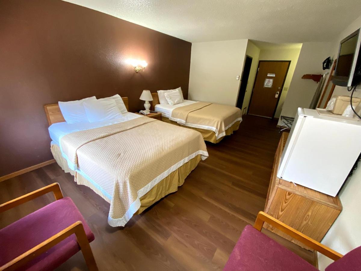 Woodland Inn & Suites Medford Extérieur photo