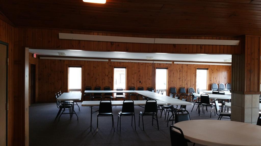 Woodland Inn & Suites Medford Extérieur photo