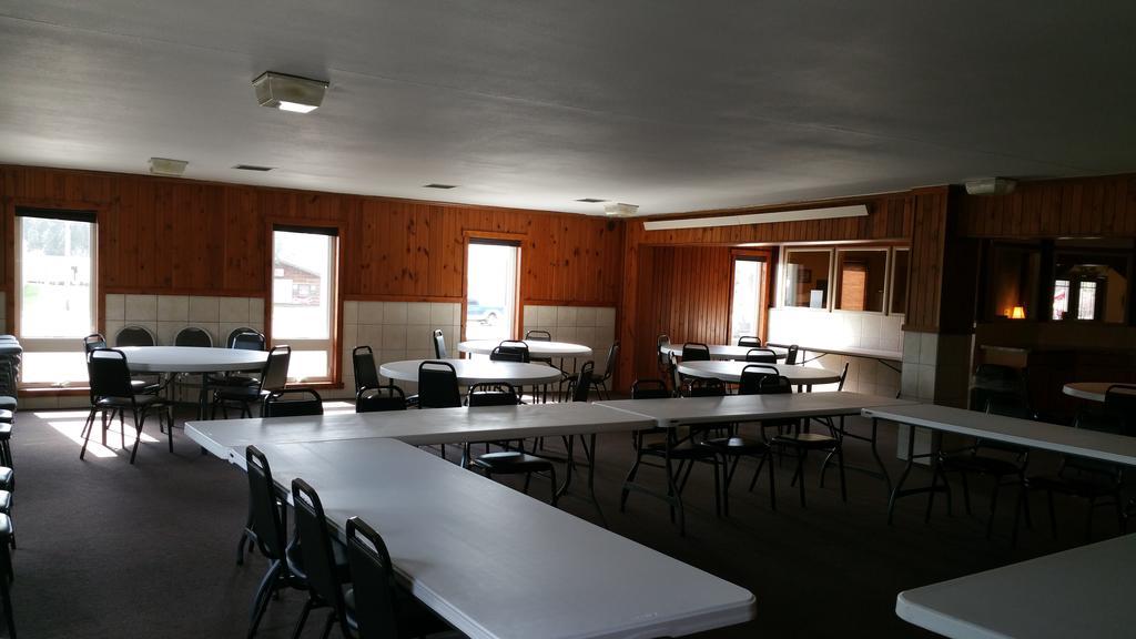 Woodland Inn & Suites Medford Extérieur photo
